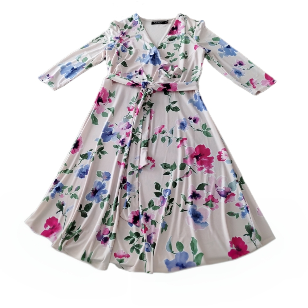 Feminine Ralph Lauren Floral Wrap Midi Dress - Picture 2 of 7